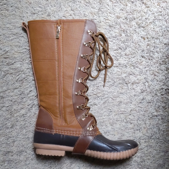 Boots - Picture 3 of 3